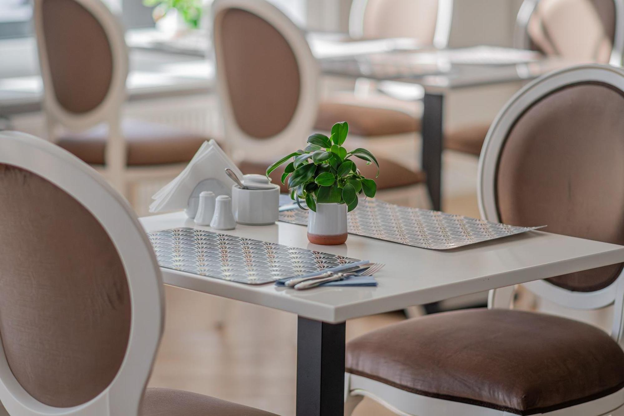 Moris Boutique Beach Hotel Gdansk Exterior foto